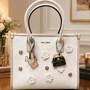 emily loran beige color Tote bag white color multi pockets