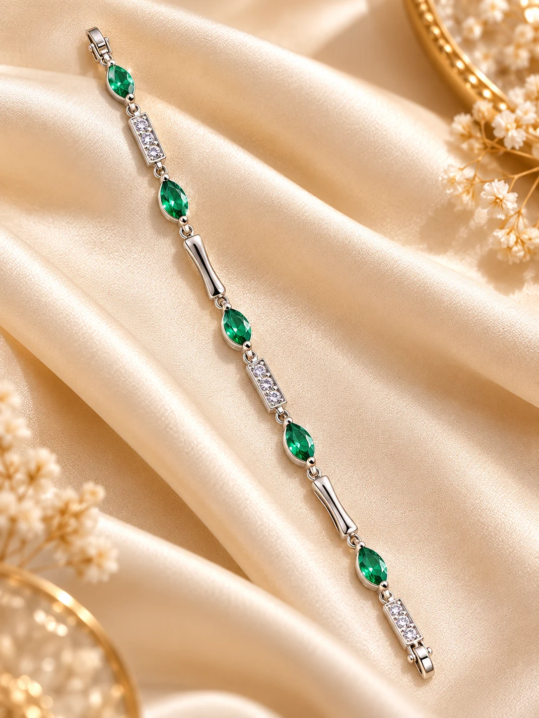Elegant Green Zirconia Silver Plated Link Bracelet (1)