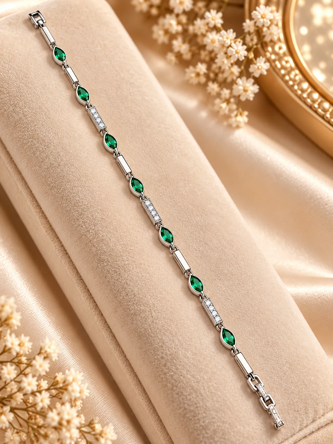 Elegant Green Zirconia Silver Plated Link Bracelet (3)
