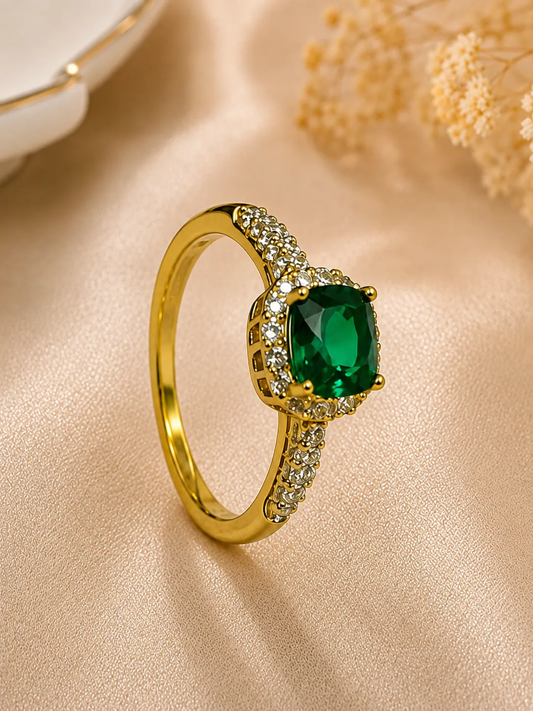 Emerald Green Zirconia Gold-Plated Imitation Ring (3)
