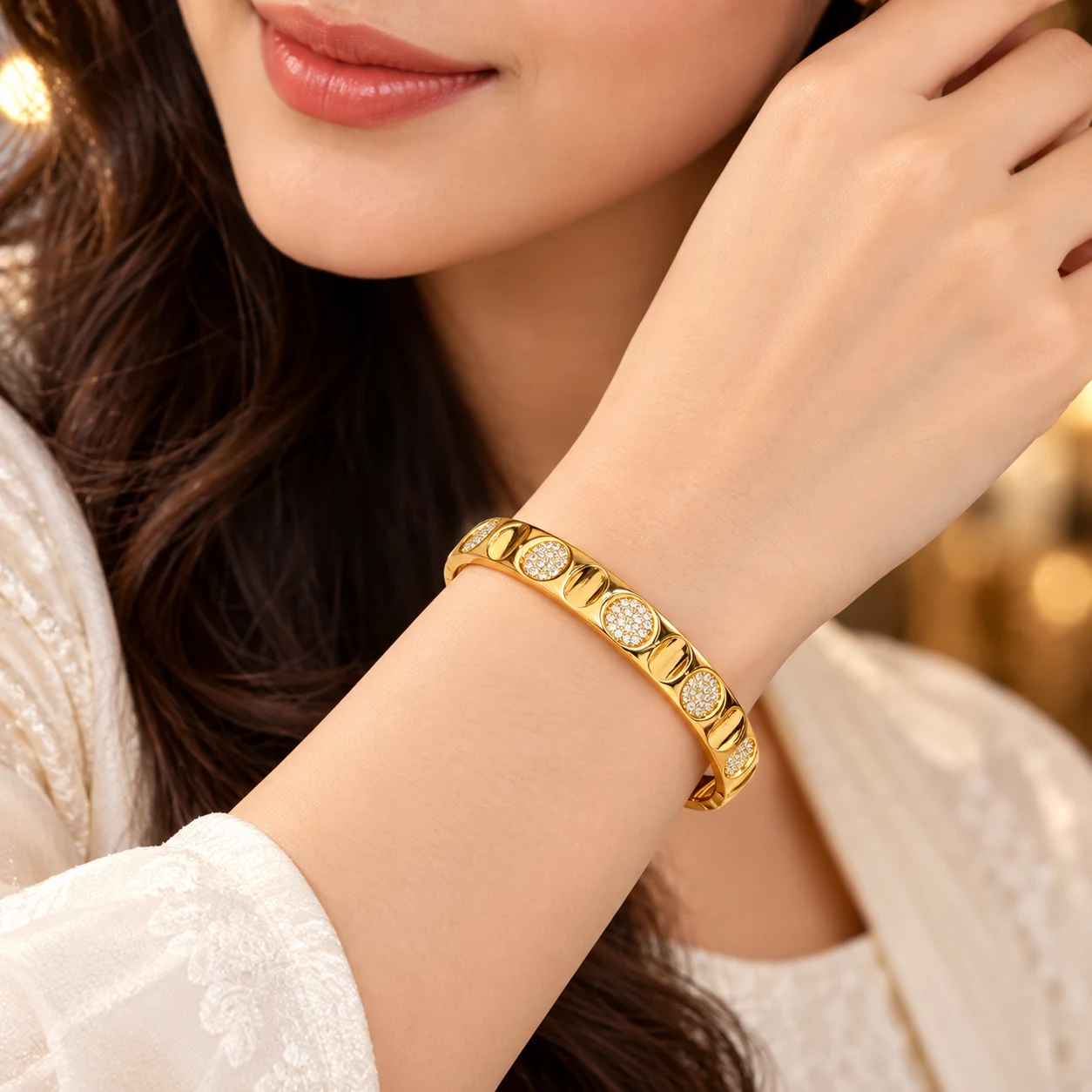 Premium Zuping 18K Gold Plated Zirconia Bangle (1)