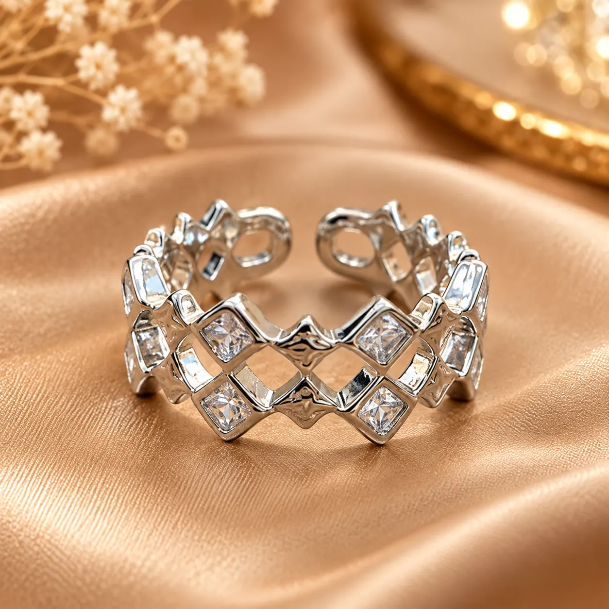 Stunning Geometric Silver Tone Statement Ring (1) Silver tone geometric statement ring with clear stones and open design