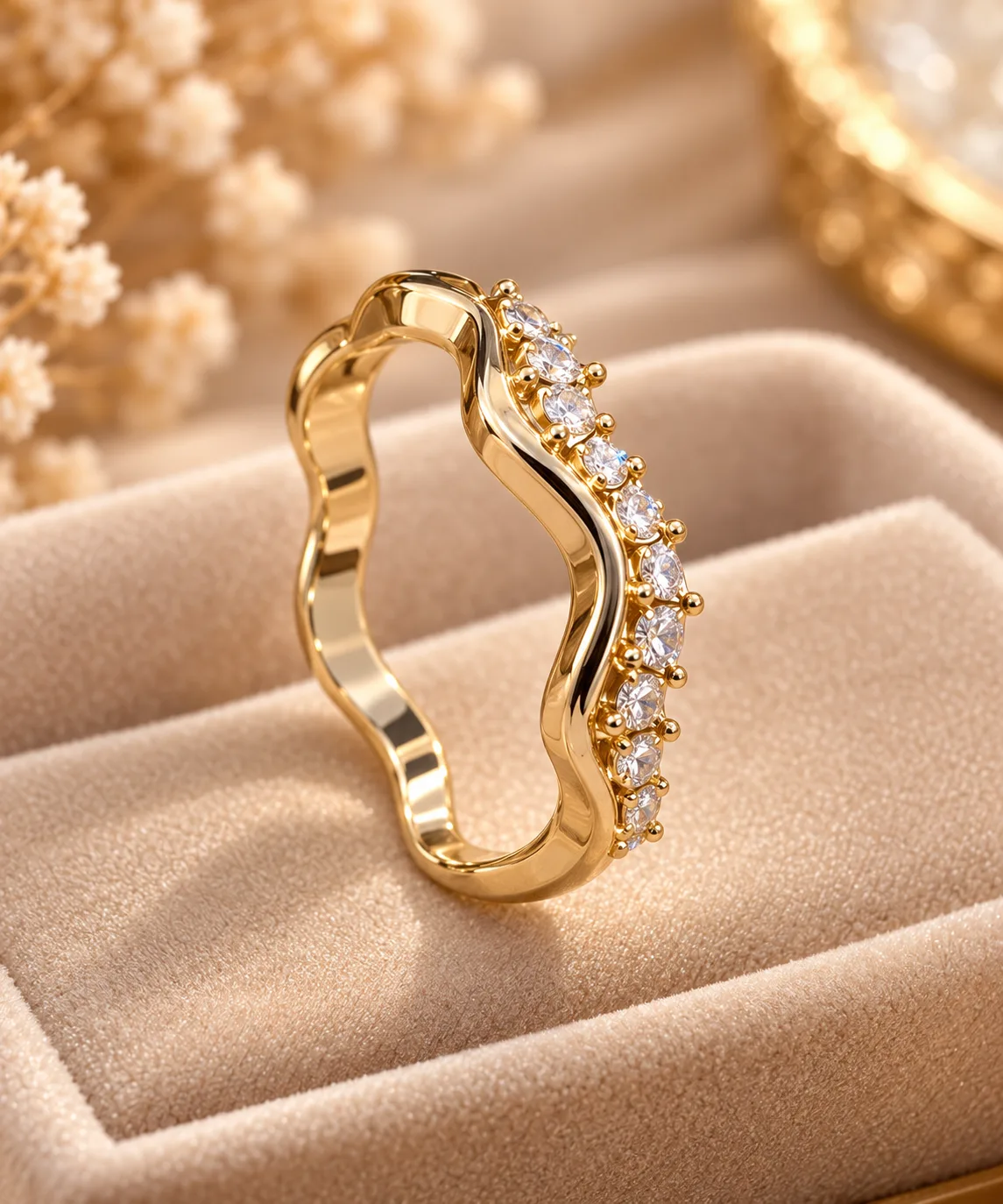 Stunning Wavy Crystal Gold Tone Ring (1) Stunning gold tone crystal ring with wavy band and clear sparkling stones