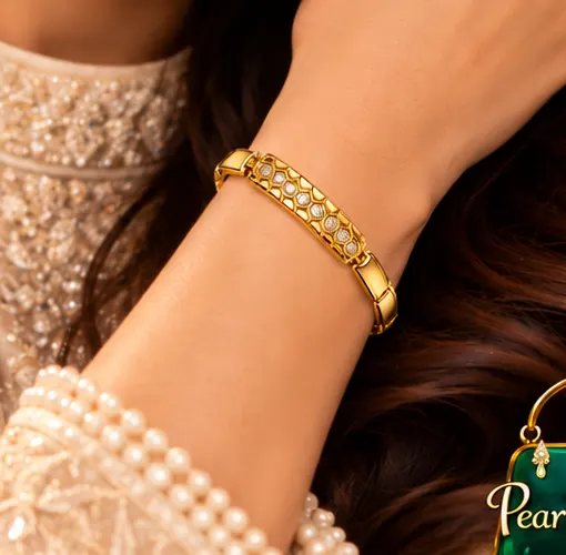 Zuping 18K Gold Plated Zirconia Bracelet with 55 mm Inner Diameter (1)